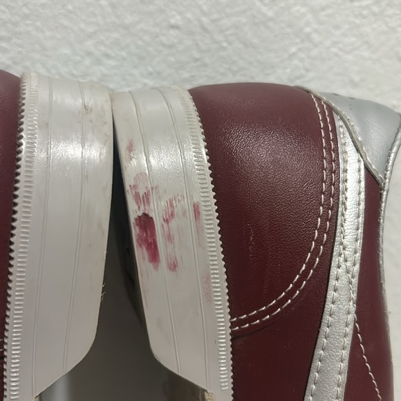 Vintage Bowling 80s Women’s Nike Bowling Shoes Size 7.5 Maroon and Silver - Picture 4 of 12